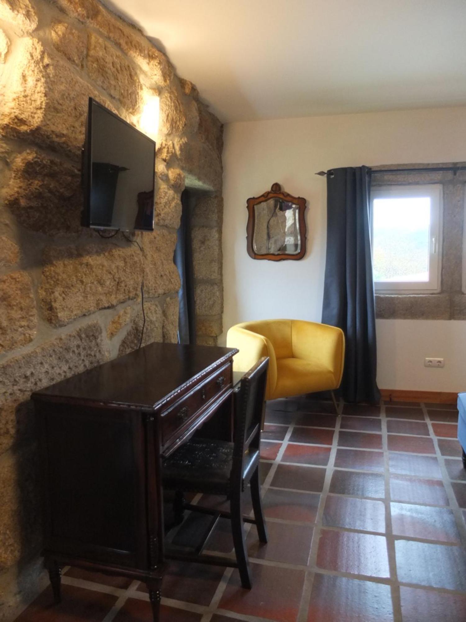 فندق Quinta De Mocamedes - Turismo De Habitacao فوزيلا المظهر الخارجي الصورة